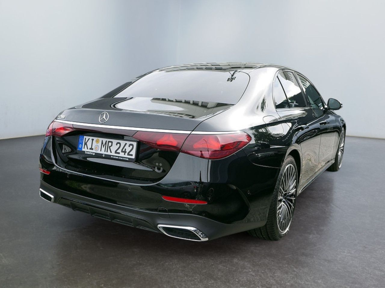Mercedes-Benz E-Klasse – Bild 3