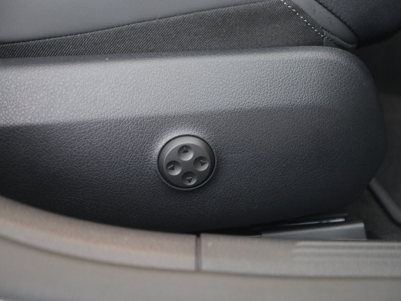 Mercedes-Benz C-Klasse – Bild 19