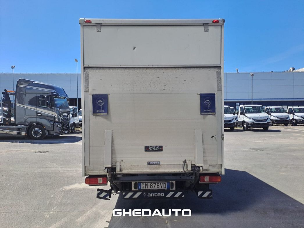 IVECO | 35C14H BOX + SPONDA