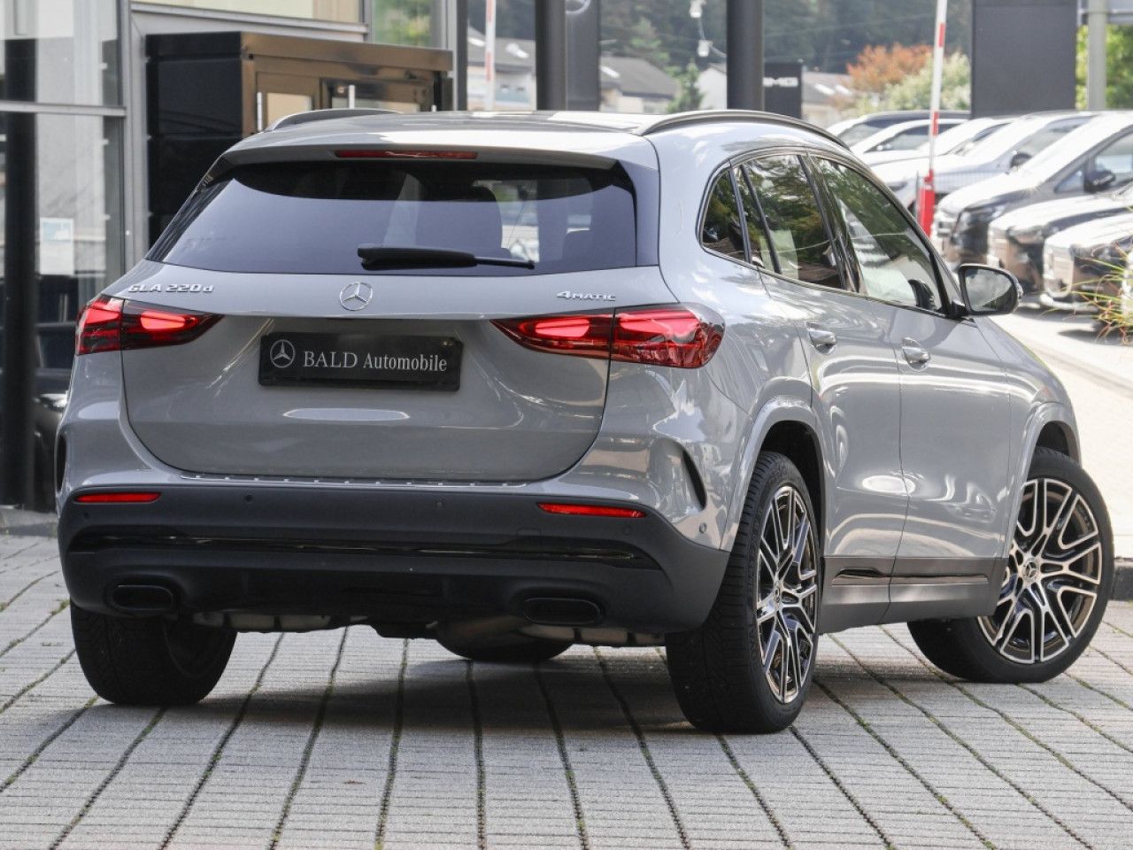 Mercedes-Benz GLA – Bild 2