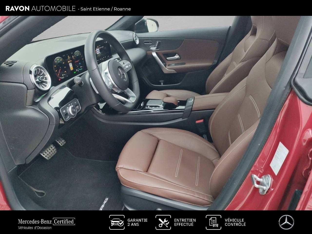 Photo du v&eacute;hicule 16 / 18