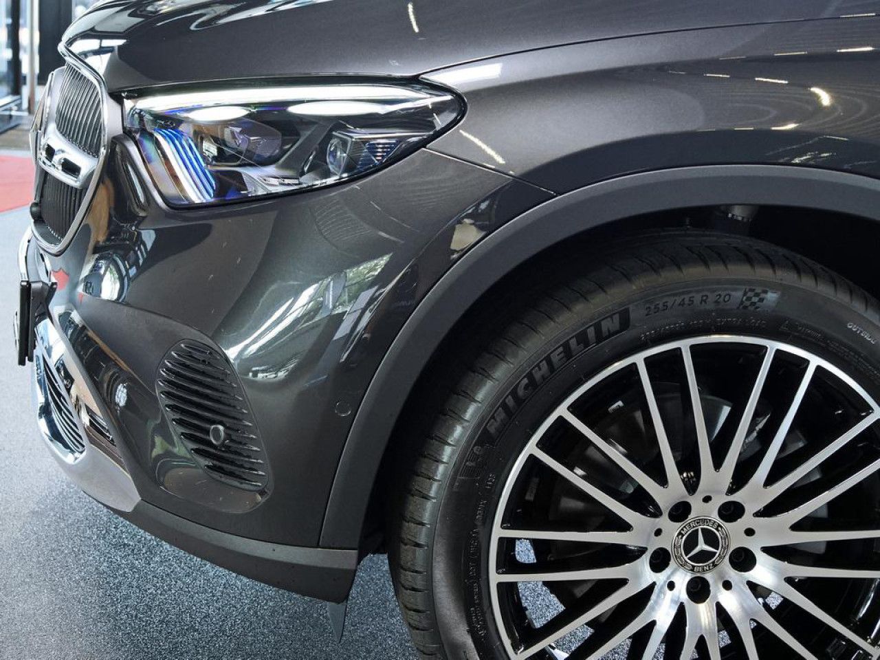 Mercedes-Benz GLC – Bild 3