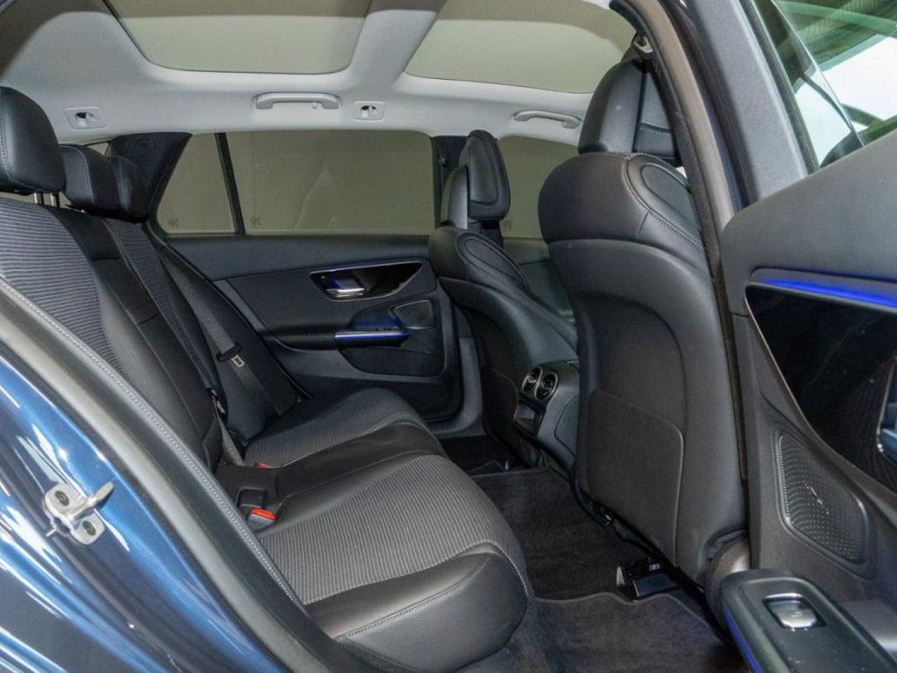 Mercedes-Benz C-Klasse – Bild 9