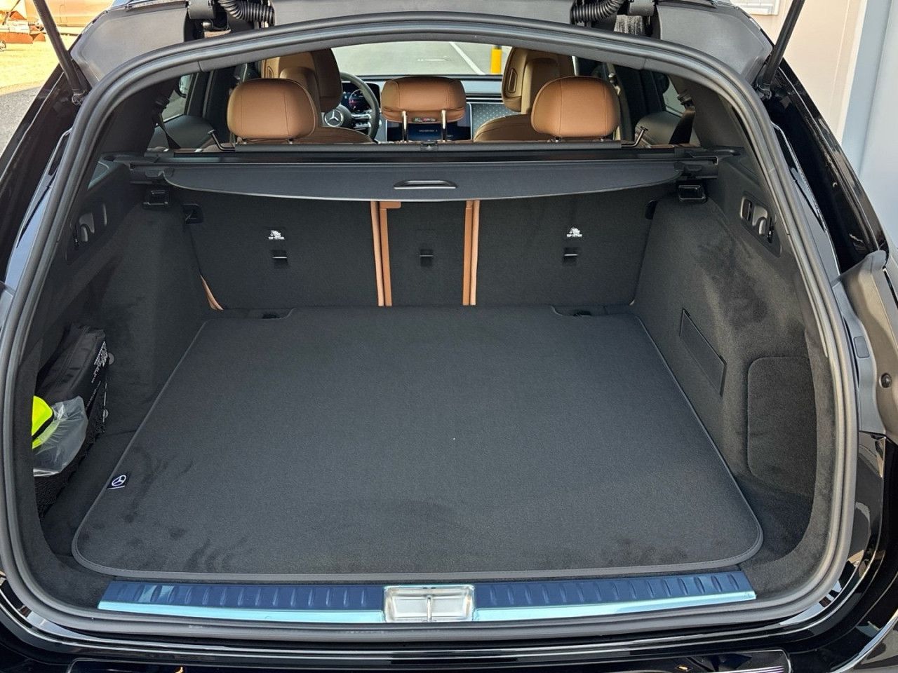 Mercedes-Benz E-Klasse – Bild 15