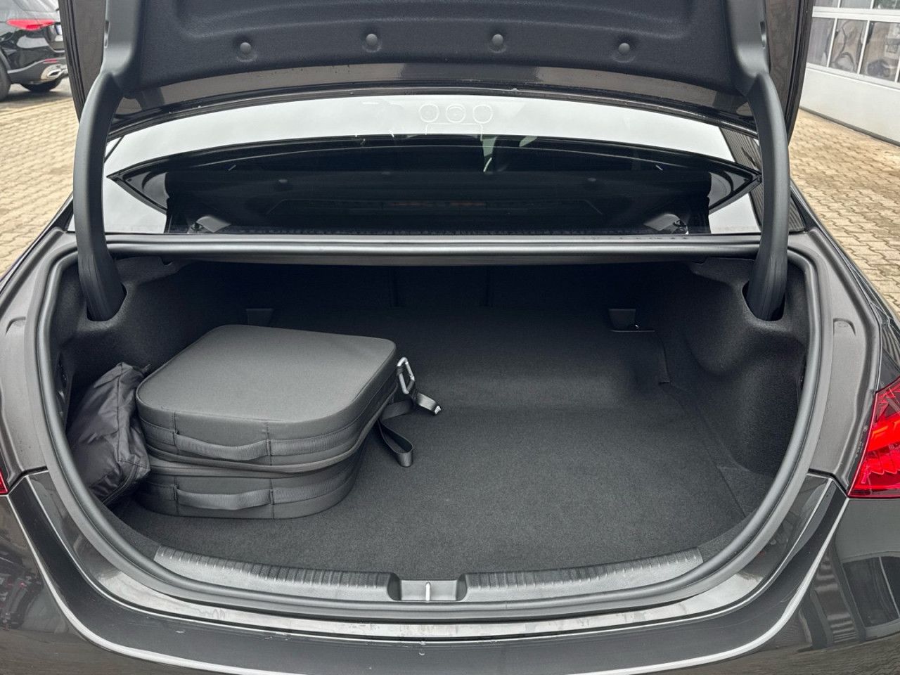 Mercedes-Benz C-Klasse – Bild 17