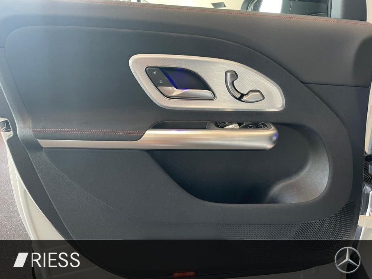 Mercedes-Benz GLB – Bild 3