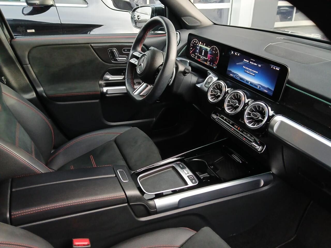 Zdjęcie pojazdu 13 / 24