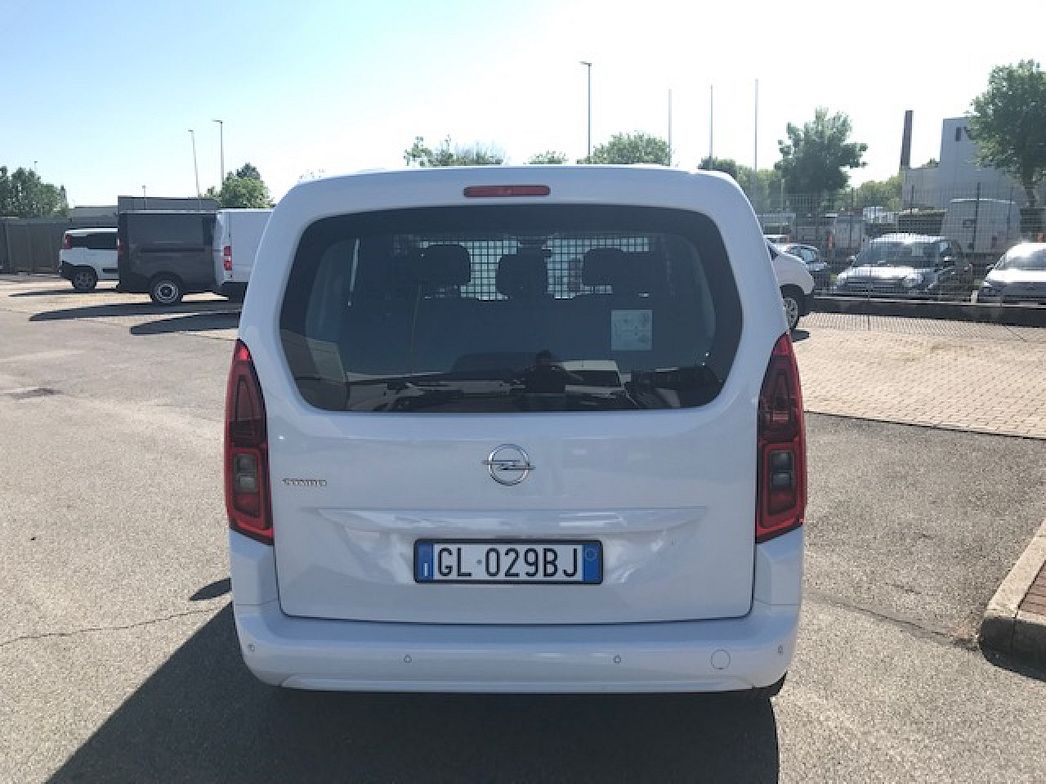 Opel | Combo cargo 1.5d 100cv d.cab. L2H1 c/clima mt6