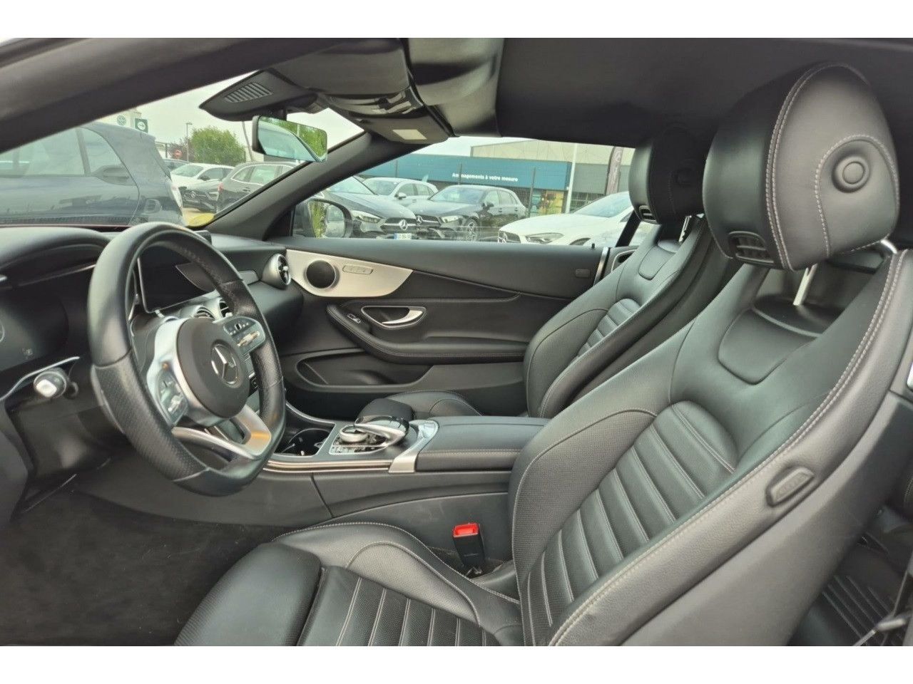 Photo du véhicule 10 / 18