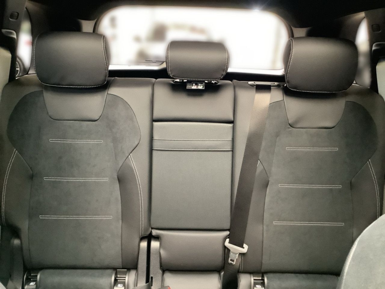 Mercedes-Benz GLB – Bild 13