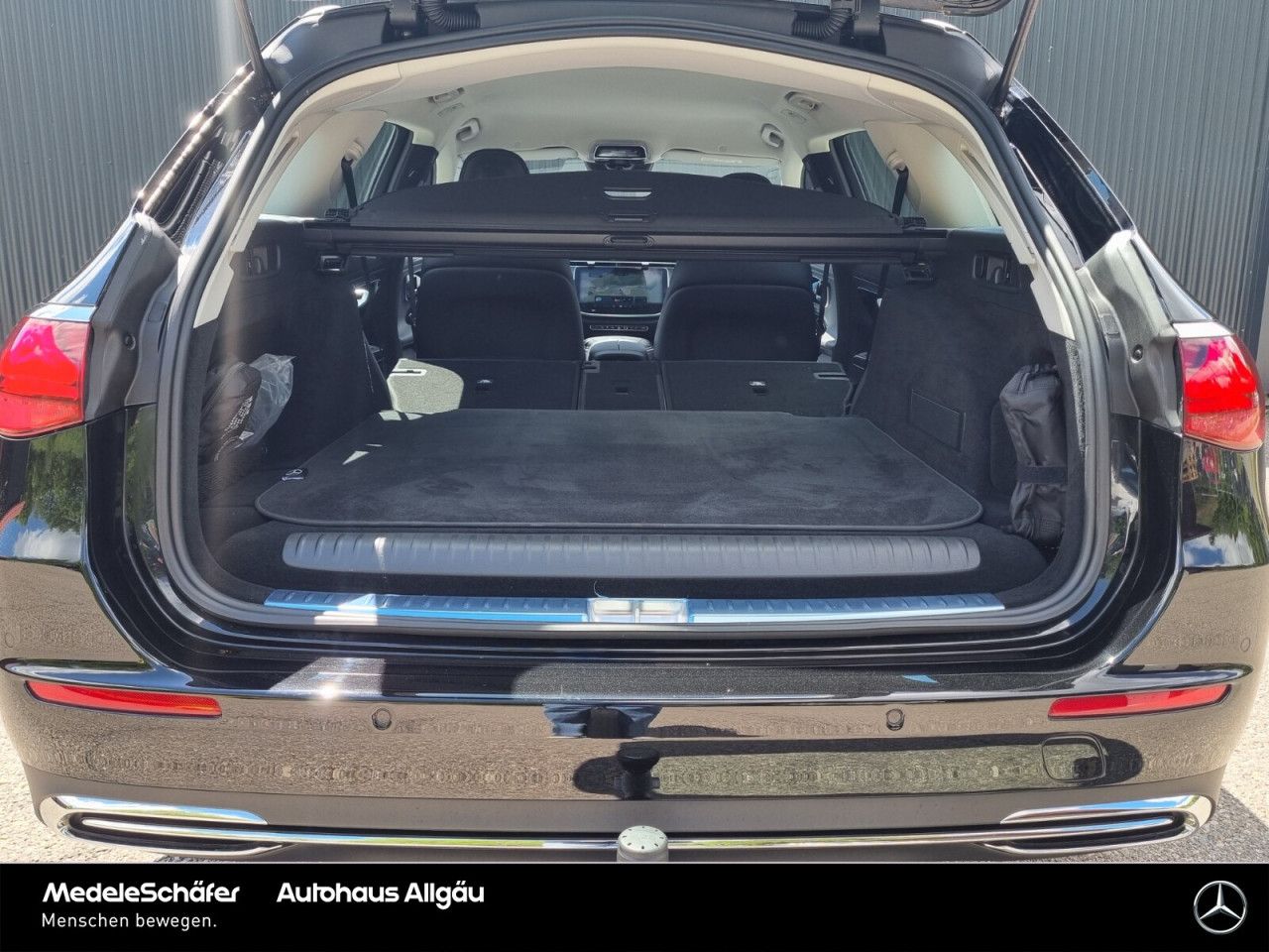 Mercedes-Benz E-Klasse – Bild 16