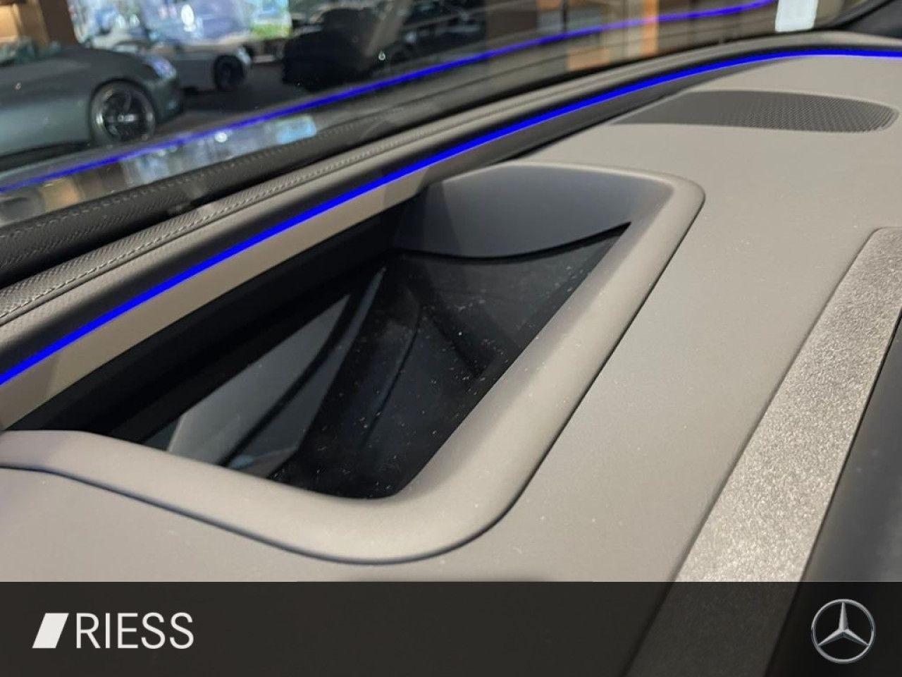 Mercedes-Benz E-Klasse – Bild 16