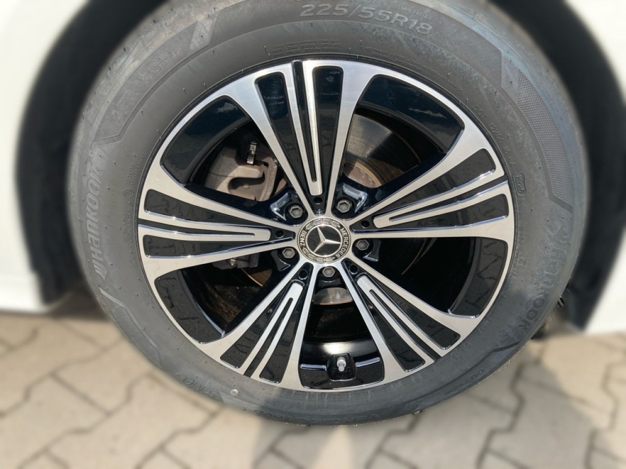Mercedes-Benz E-Klasse – Bild 6