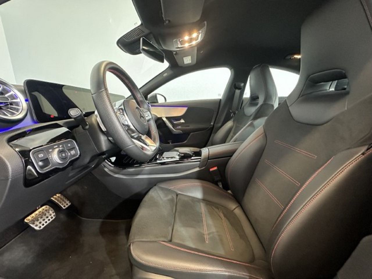 Imagem do ve&iacute;culo 11 / 19