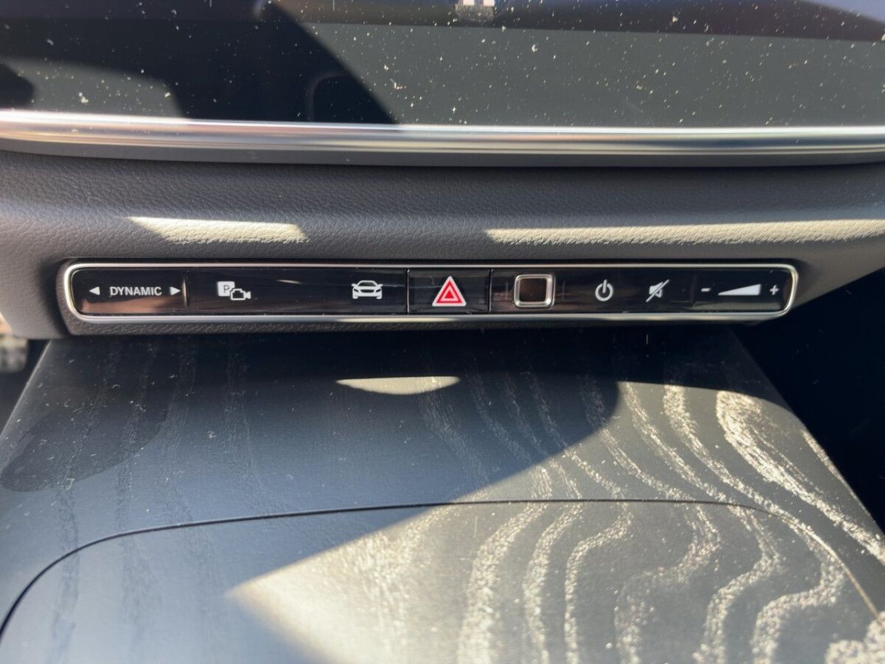 Mercedes-Benz E-Klasse – Bild 13