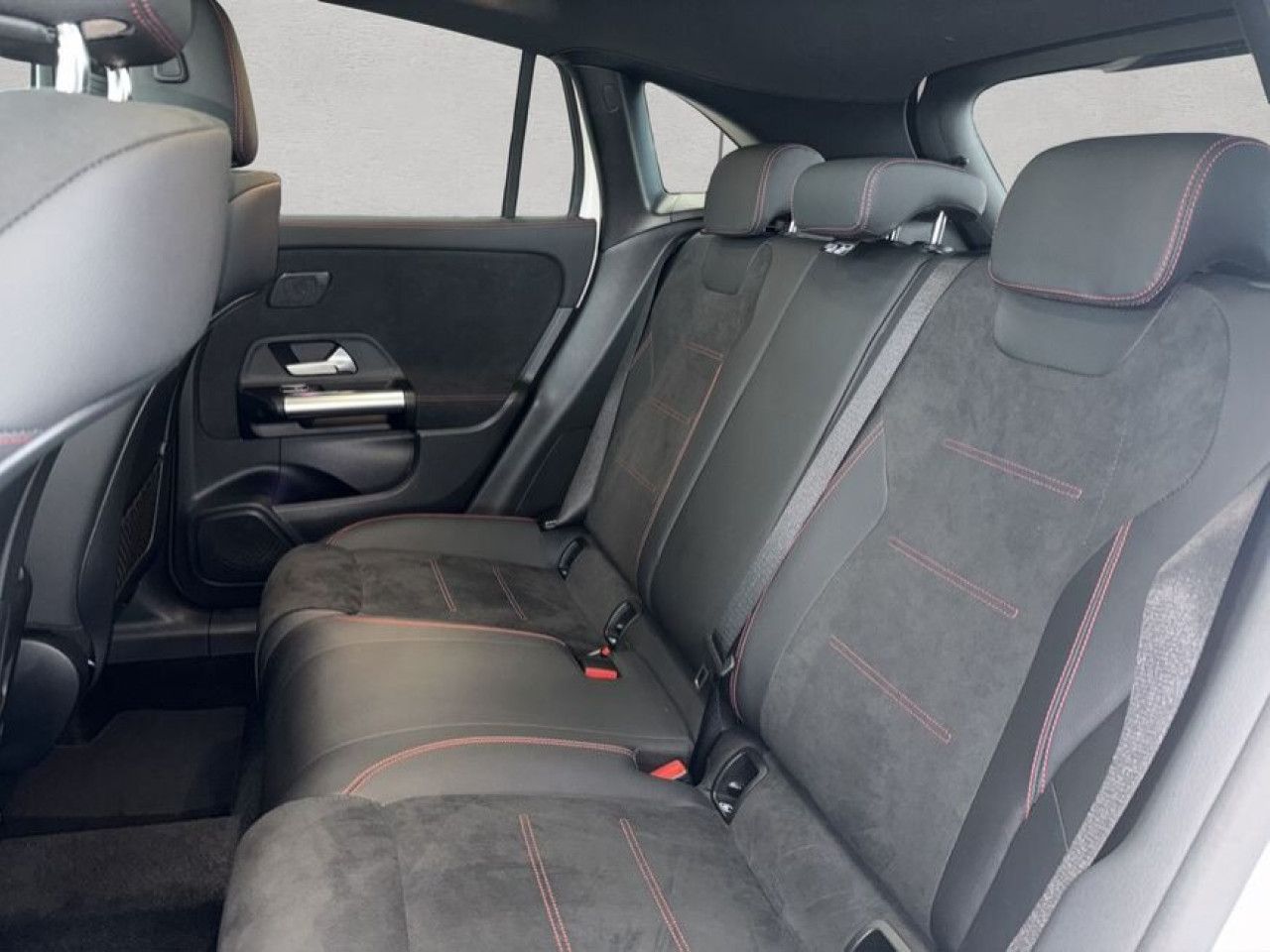 Fahrzeugbild 16 / 25