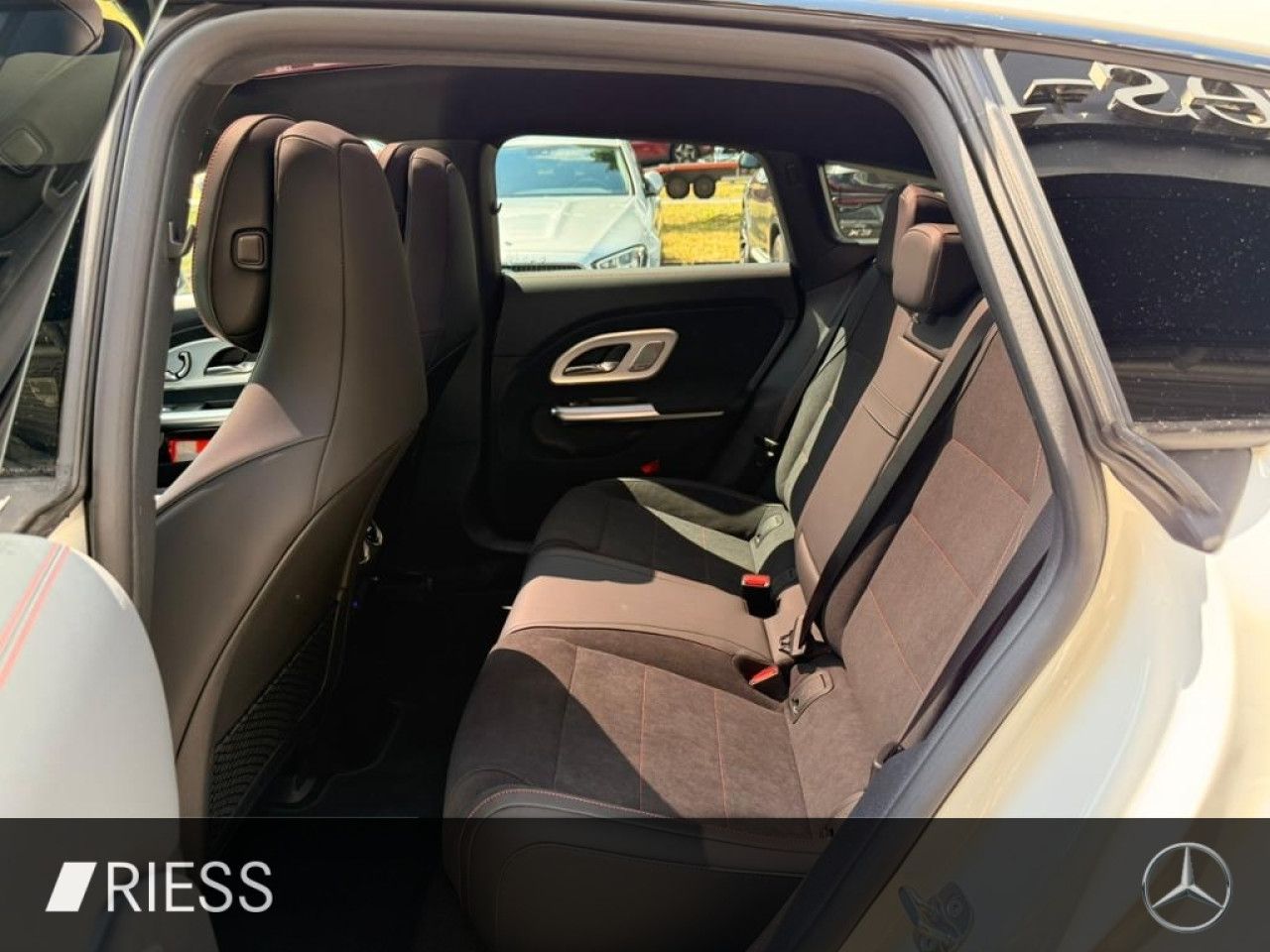Mercedes-Benz CLA – Bild 4
