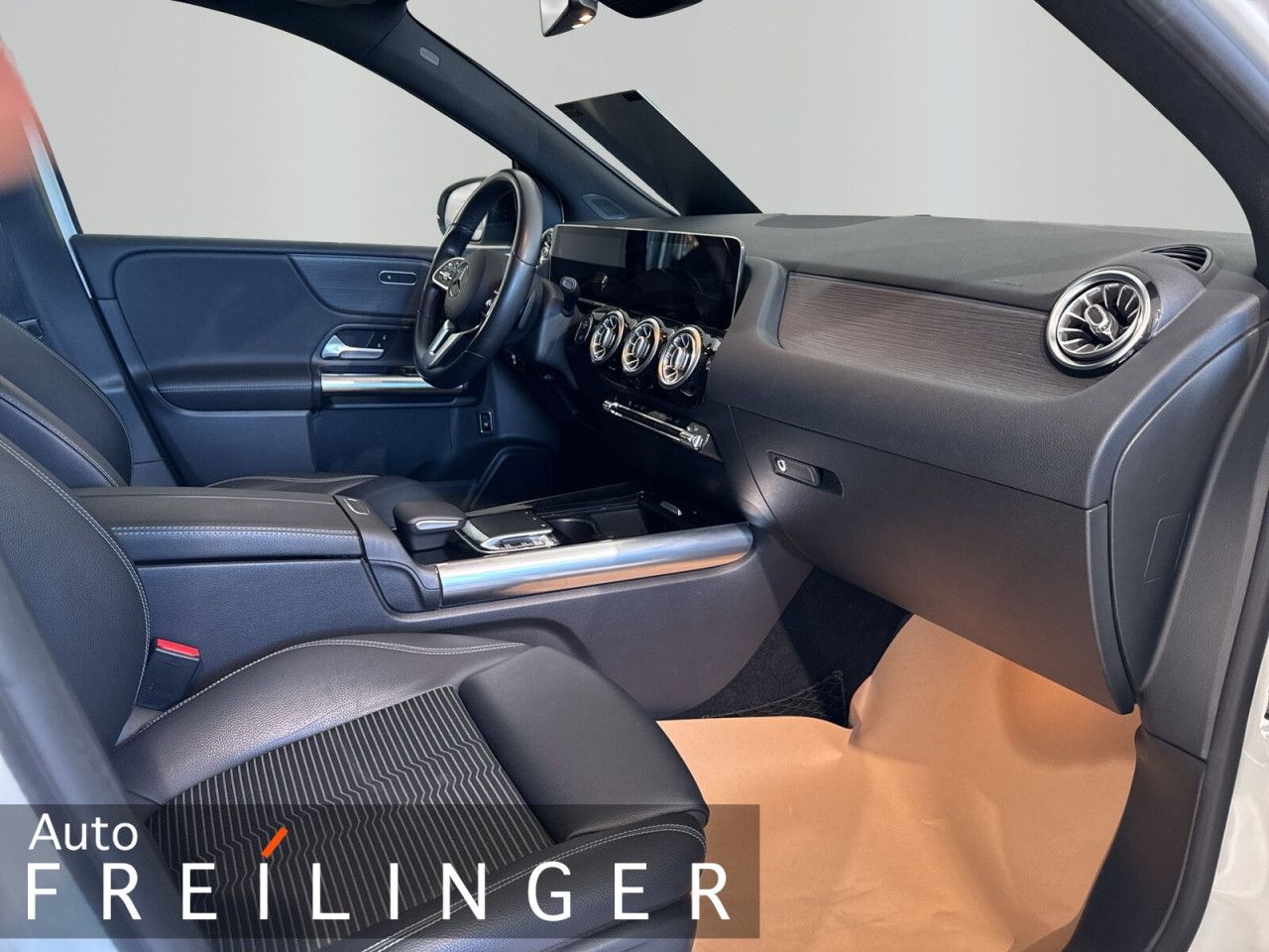 Fahrzeugbild 12 / 14