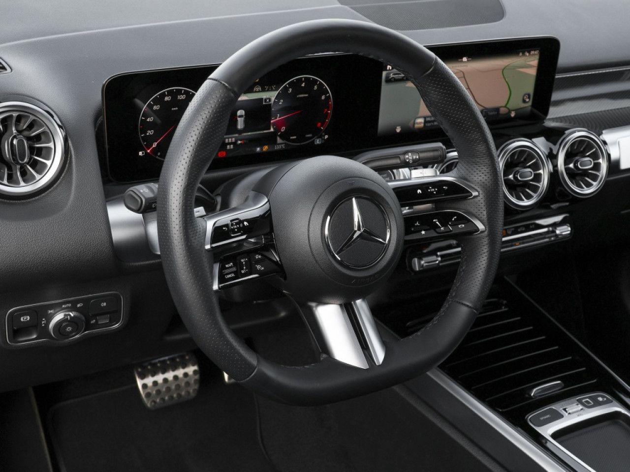 Mercedes-Benz GLB – Bild 15