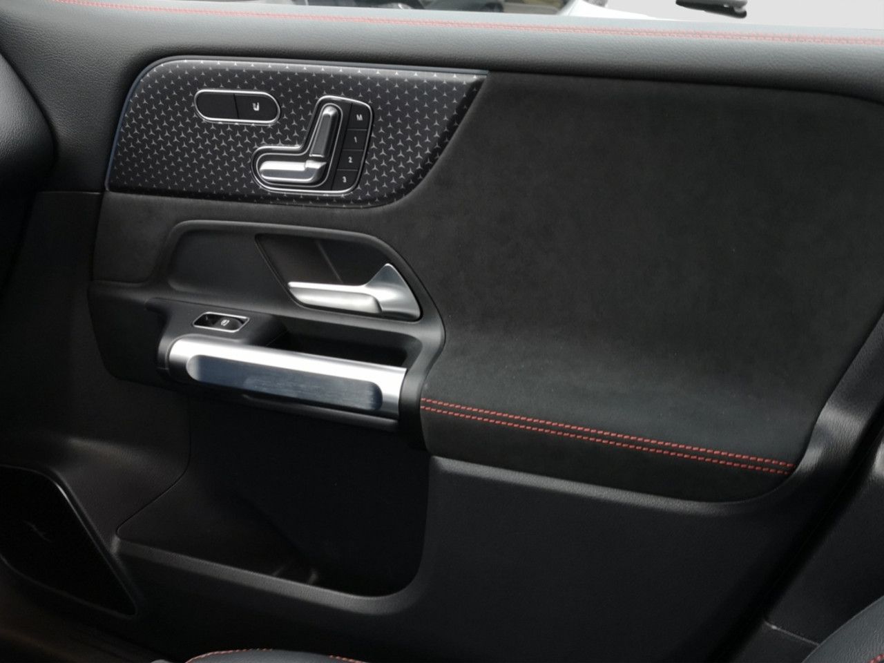 Fahrzeugbild 14 / 20