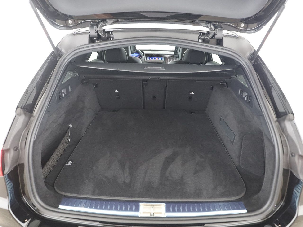 Mercedes-Benz E-Klasse – Bild 15