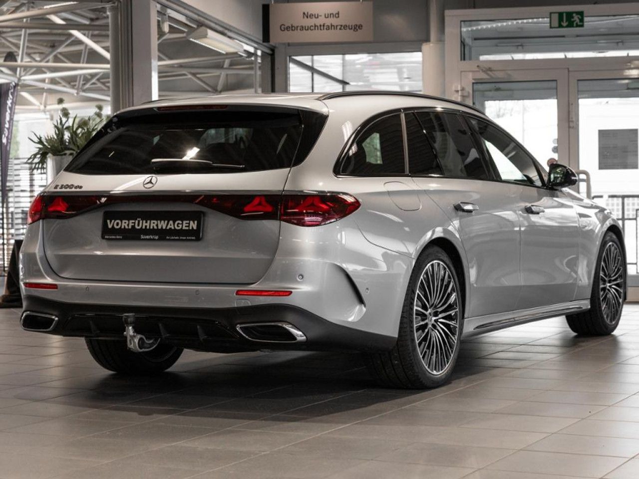 Mercedes-Benz E-Klasse – Bild 3