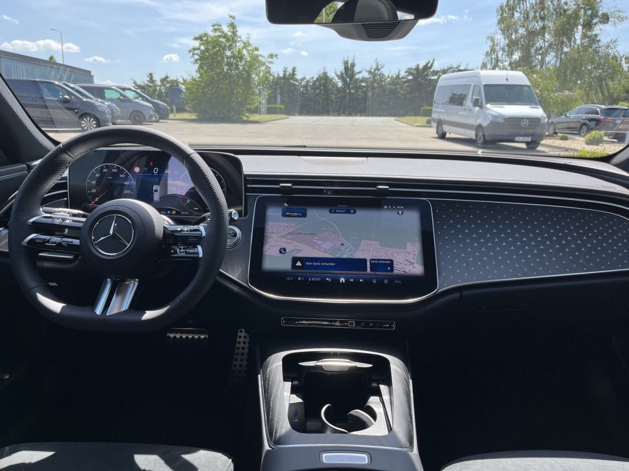 Mercedes-Benz E-Klasse – Bild 12