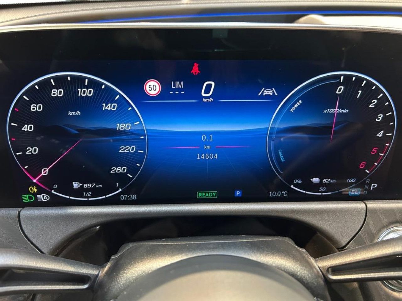 Mercedes-Benz E-Klasse – Bild 9