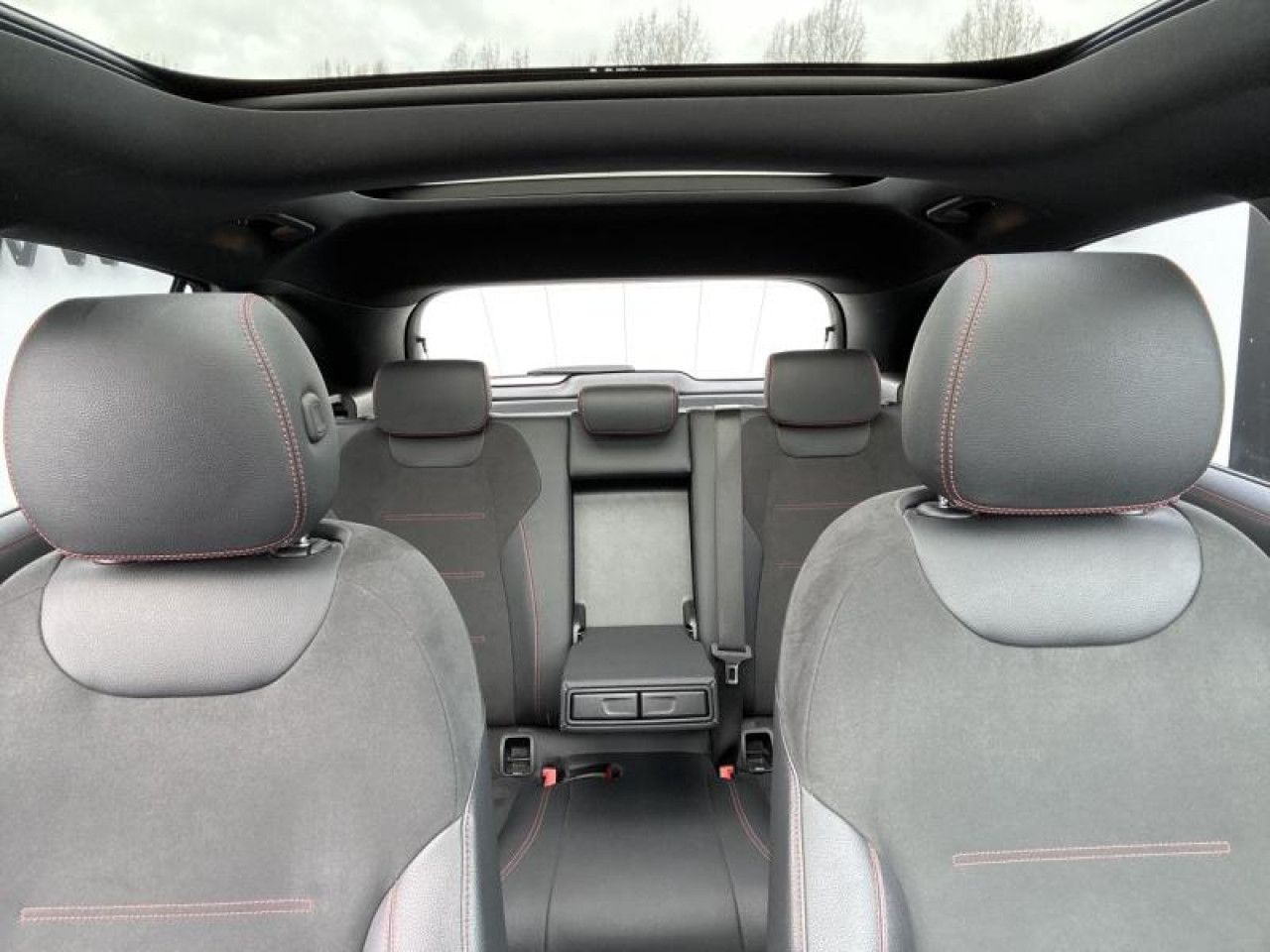 Photo du v&eacute;hicule 12 / 18