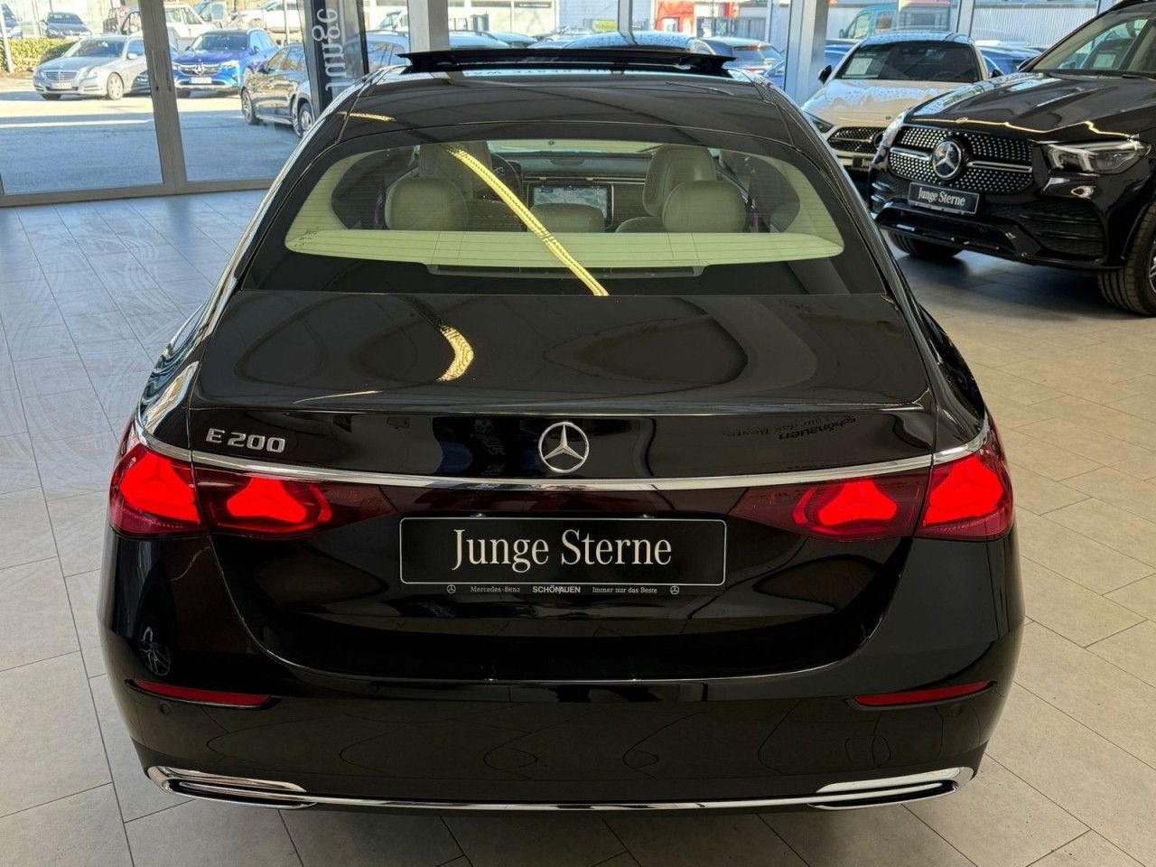 Mercedes-Benz E-Klasse – Bild 2
