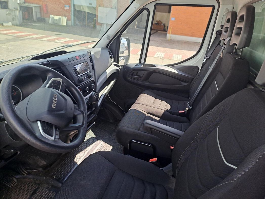 IVECO | DAILY 35C14H BOX