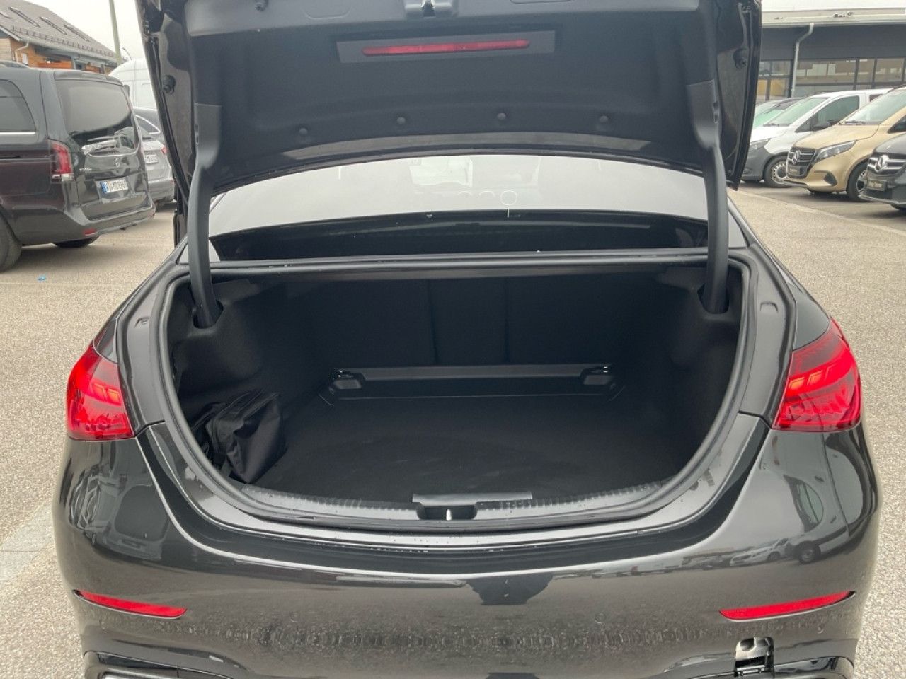 Mercedes-Benz C-Klasse – Bild 15