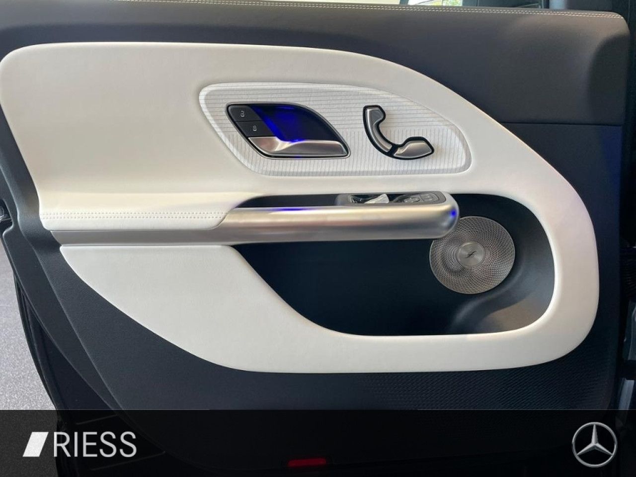 Mercedes-Benz GLB – Bild 3