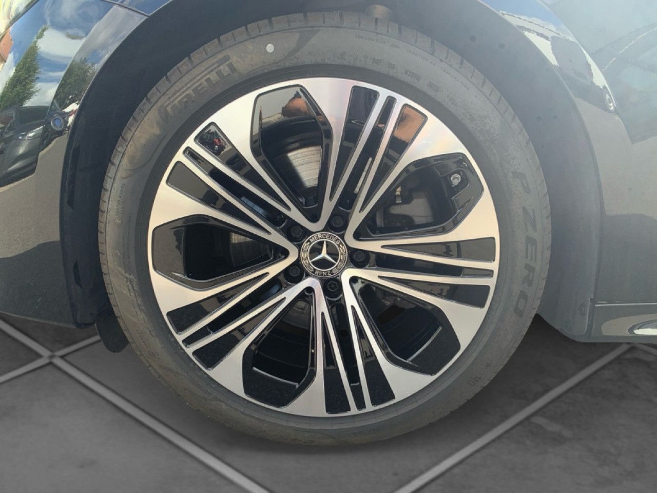 Mercedes-Benz E-Klasse – Bild 5