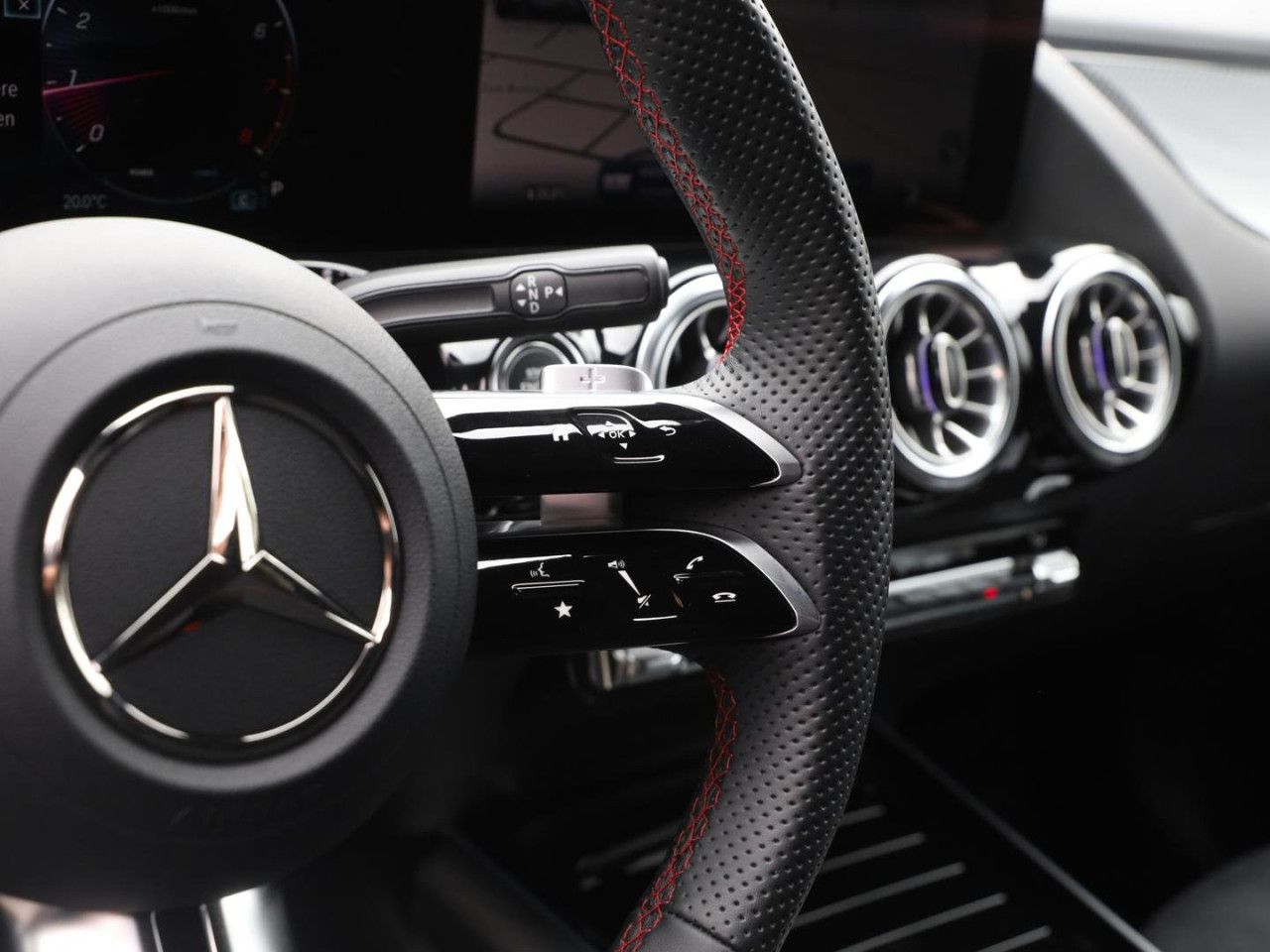 Mercedes-Benz GLA – Bild 16