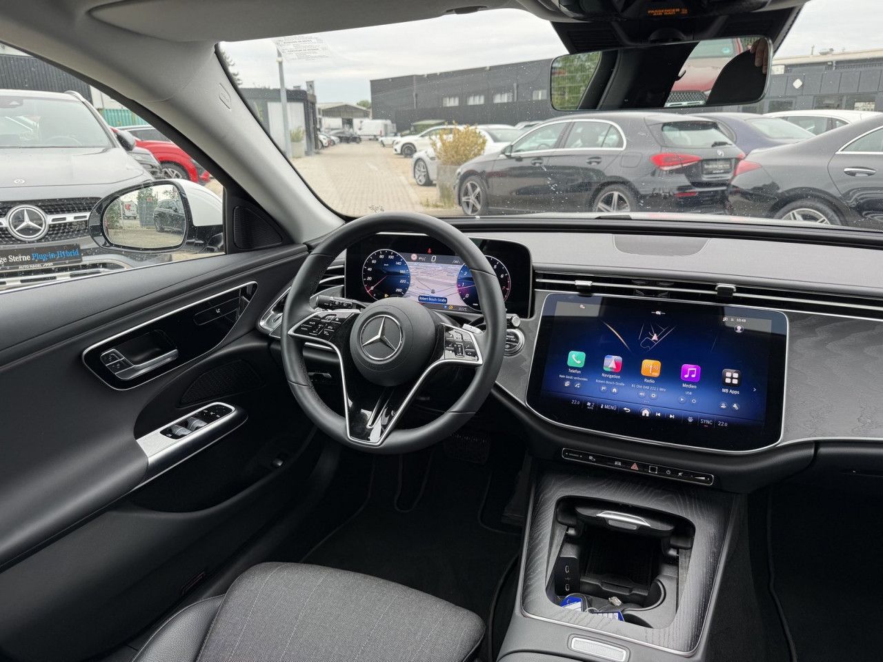 Mercedes-Benz E-Klasse – Bild 13
