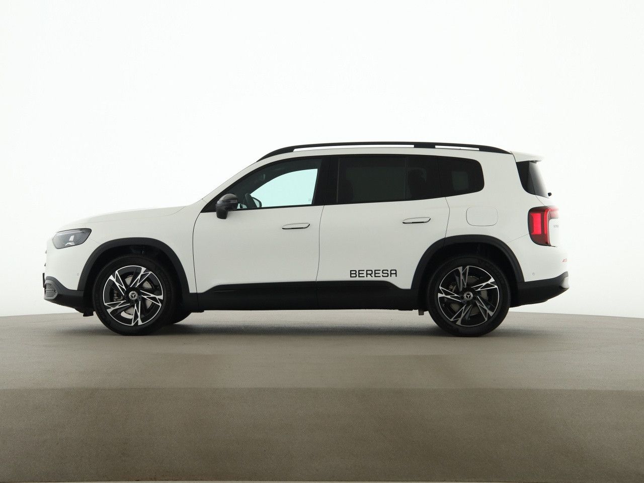 Mercedes-Benz GLB – Bild 2