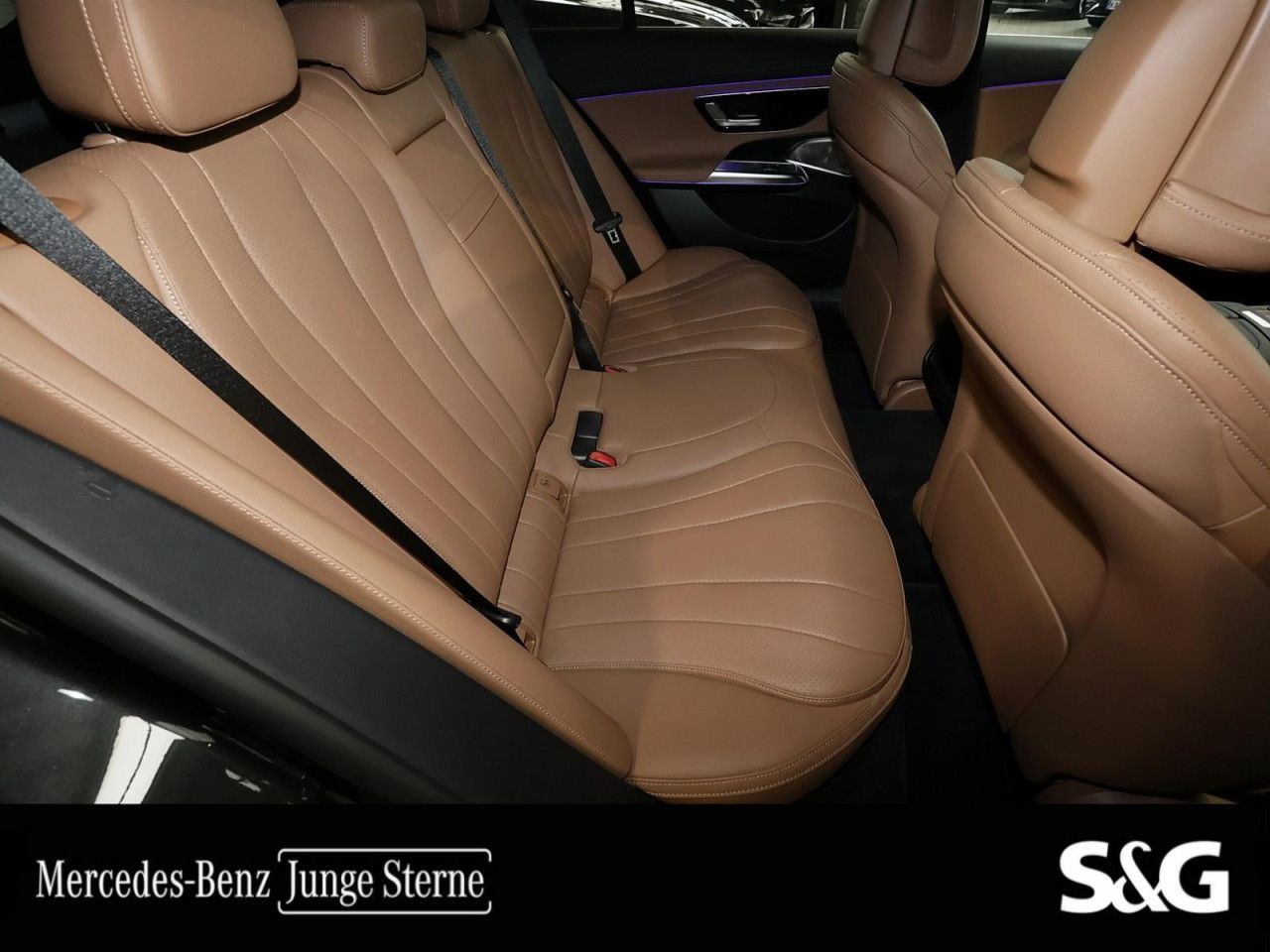 Mercedes-Benz E-Klasse – Bild 7