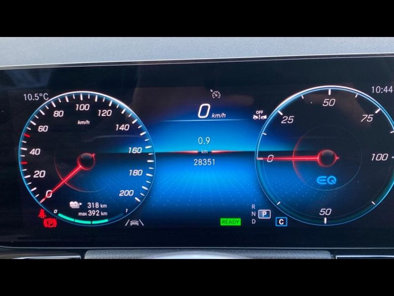 Photo du v&eacute;hicule 10 / 18