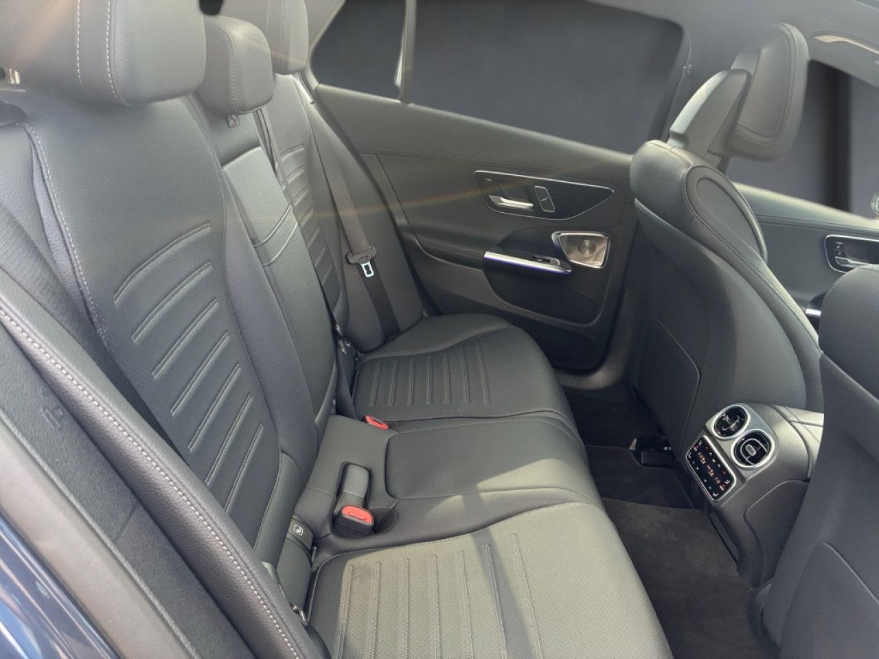 Mercedes-Benz C-Klasse – Bild 4