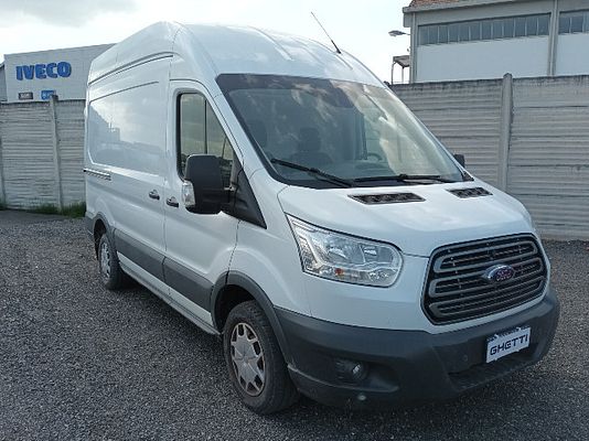 Vehicle image 2 / 5