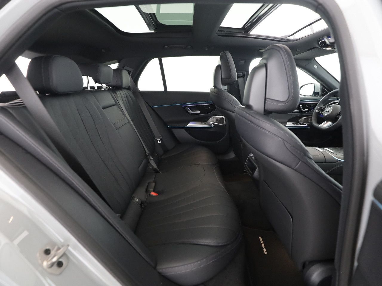 Mercedes-Benz E-Klasse – Bild 14