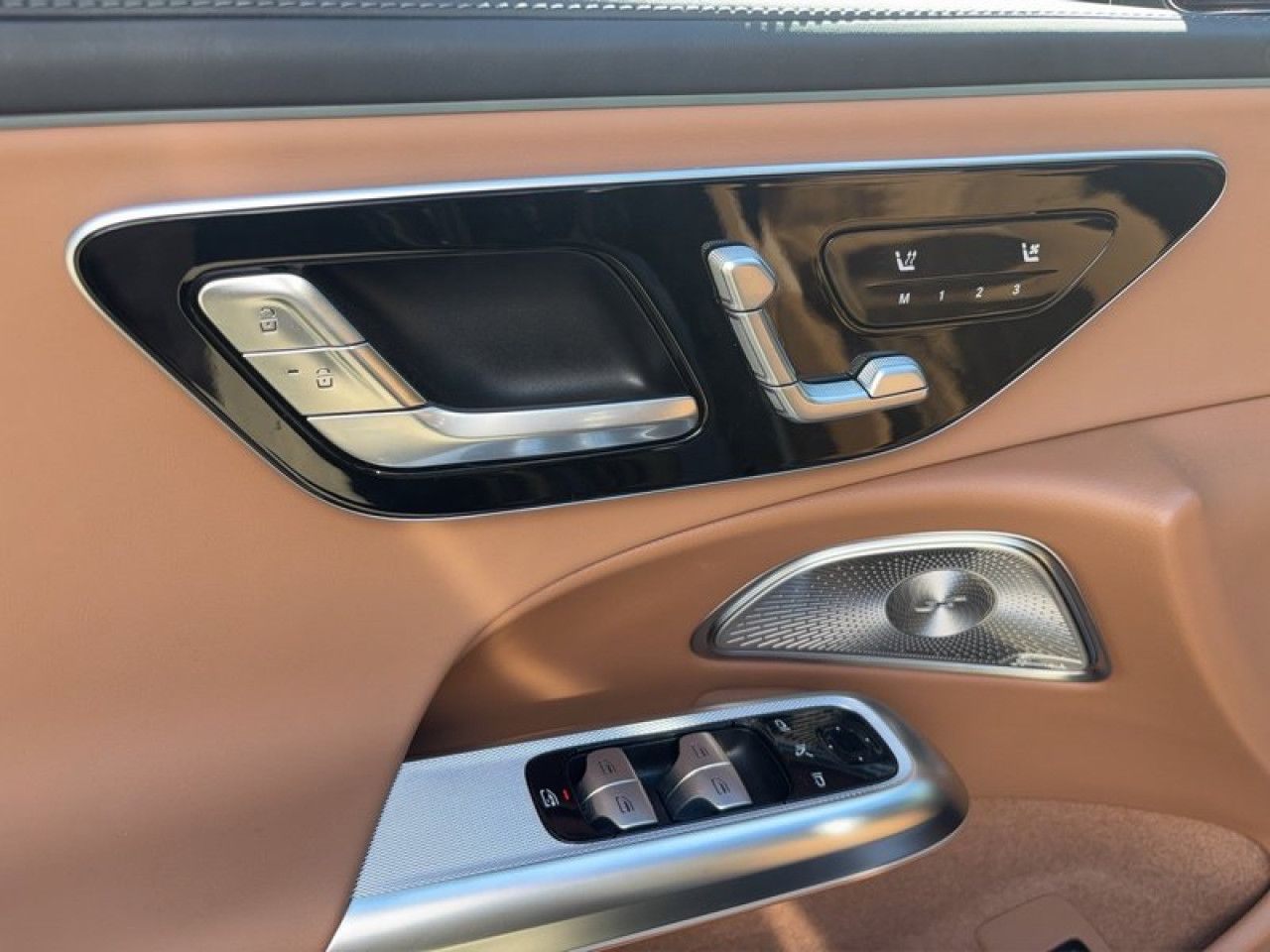 Mercedes-Benz E-Klasse – Bild 9