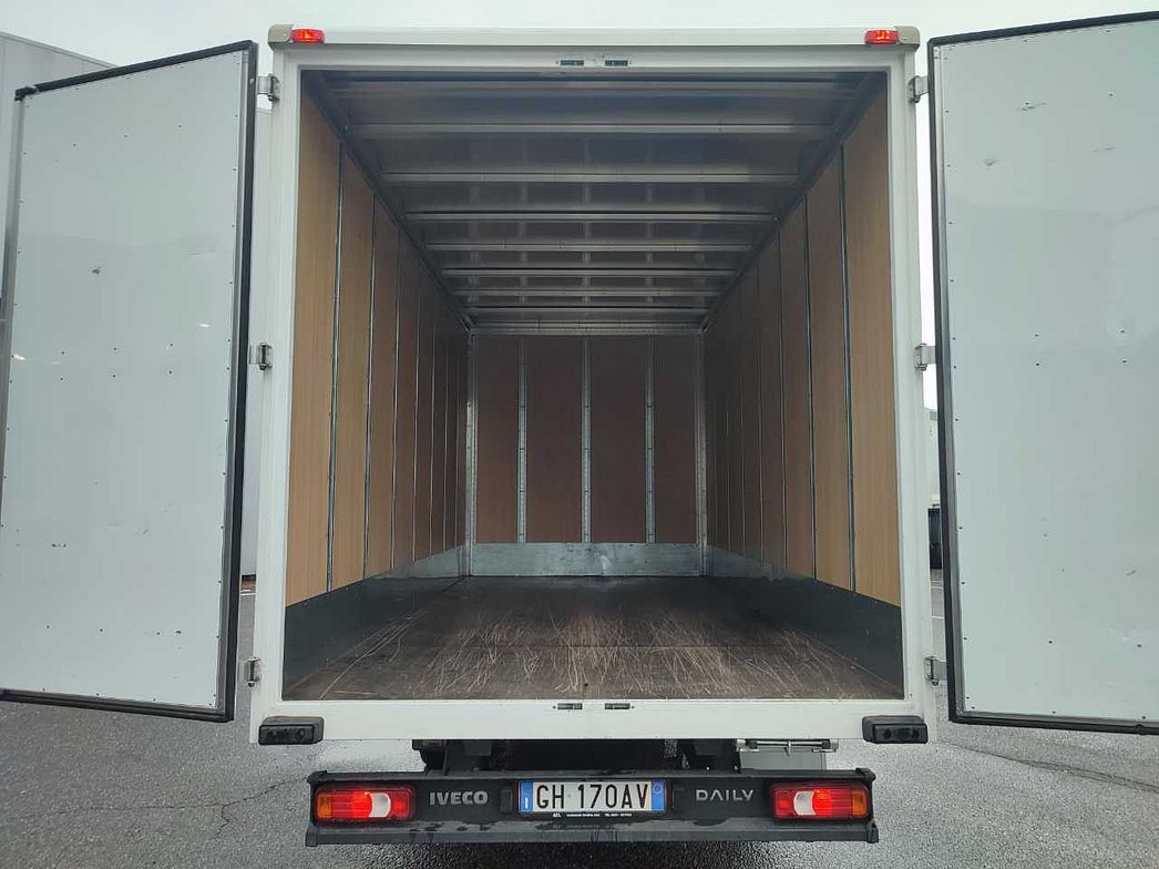 IVECO | Daily 35 C18H3.0 4100 cab. HD