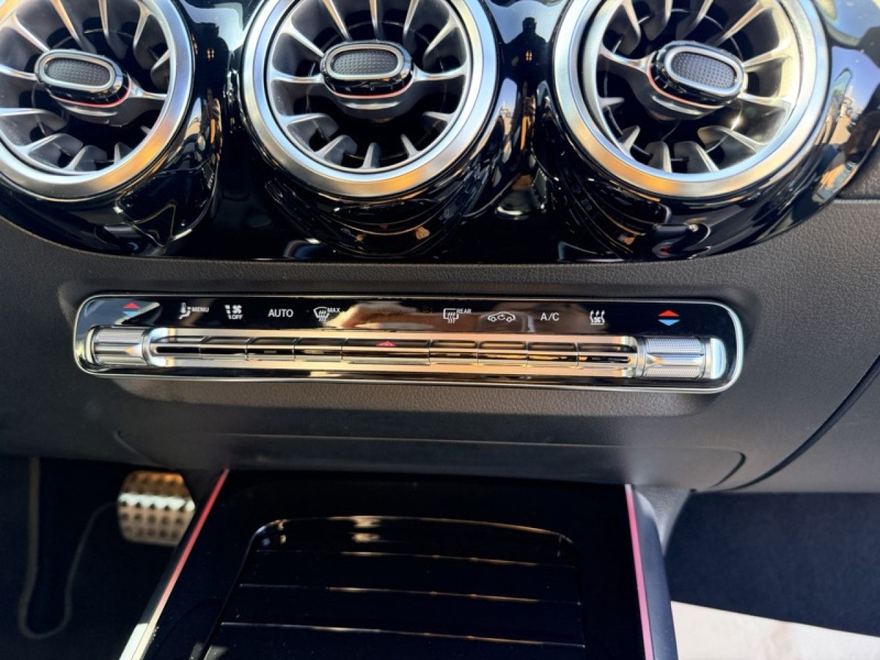 Photo du v&eacute;hicule 12 / 18