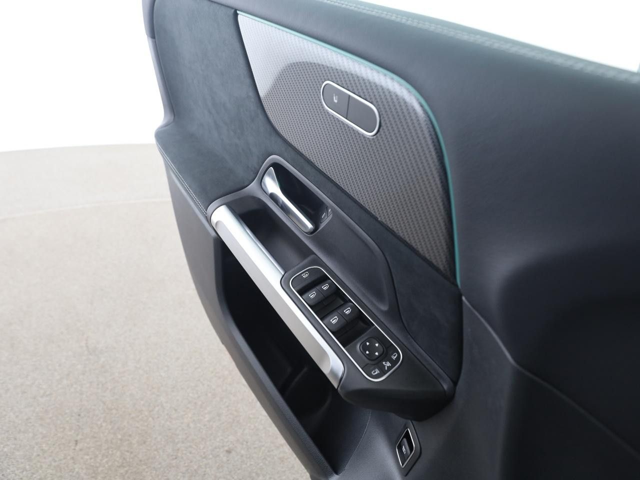 Mercedes-Benz GLB – Bild 13