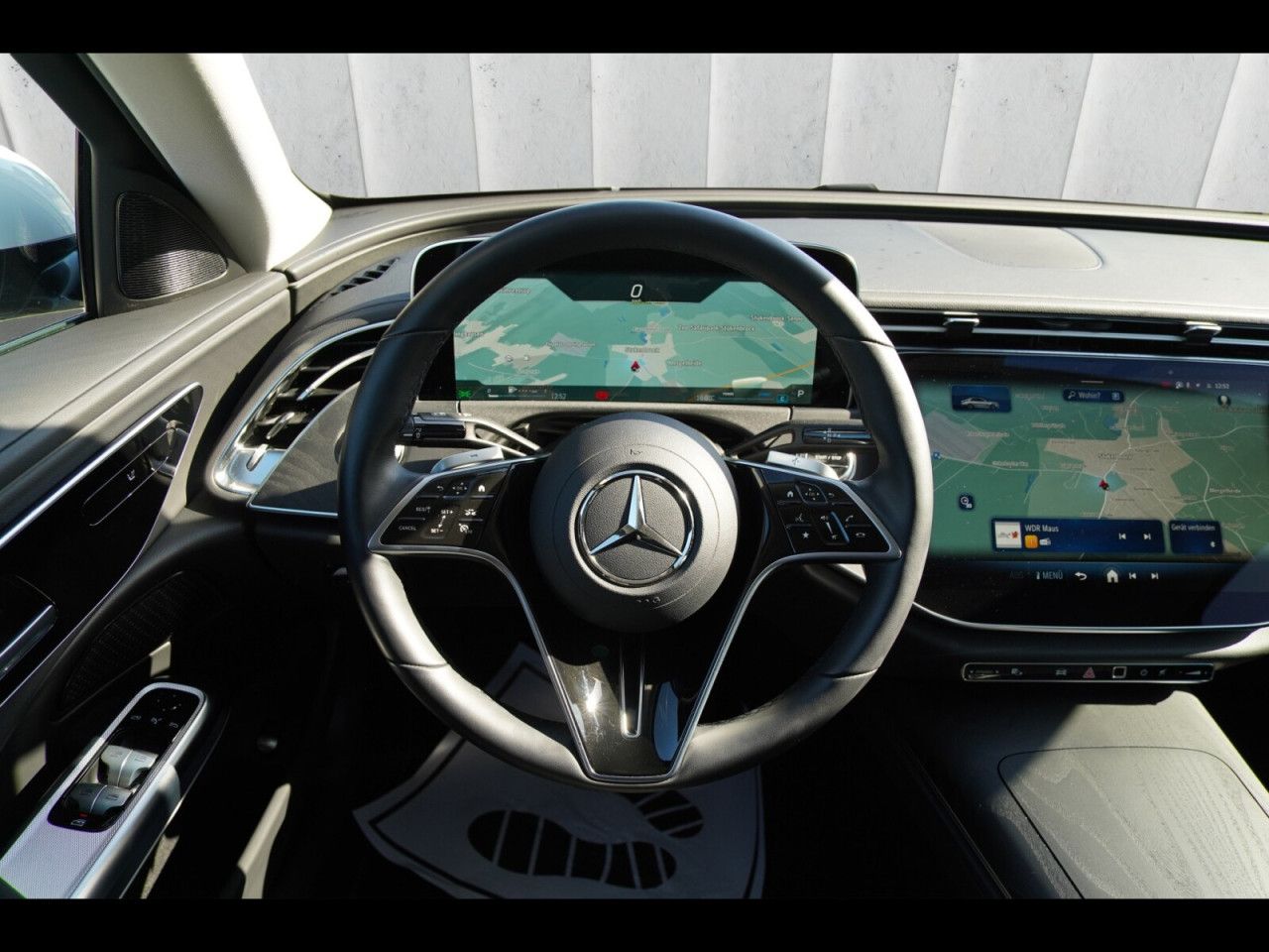 Mercedes-Benz E-Klasse – Bild 14