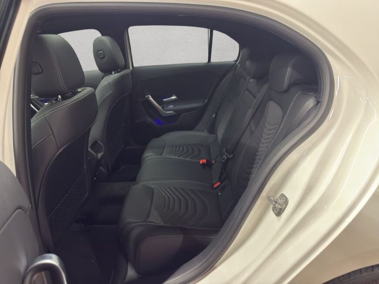 Fahrzeugbild 18 / 25