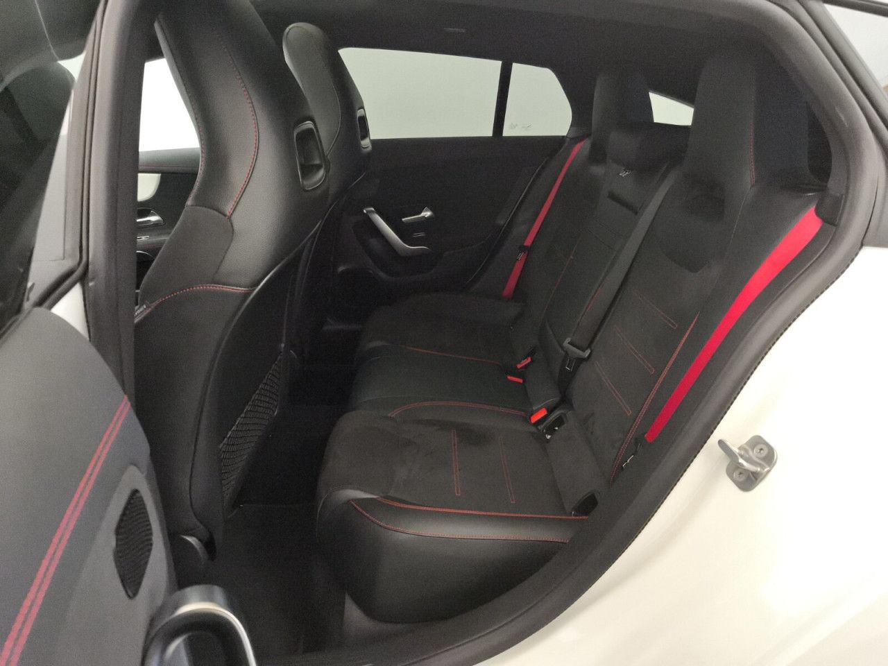 Mercedes-Benz CLA – Bild 12