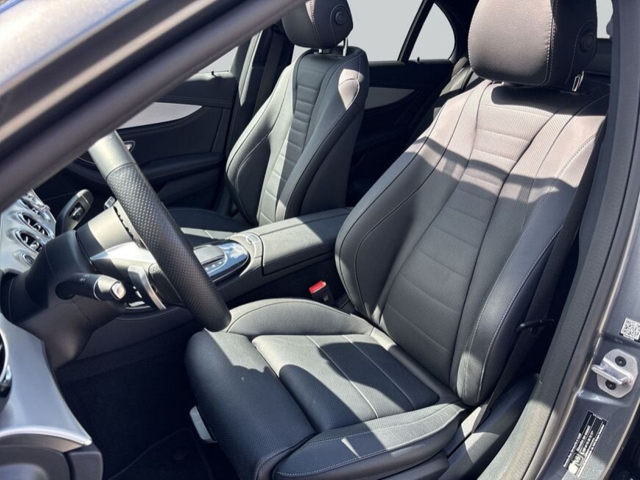 Mercedes-Benz E-Klasse – Bild 10